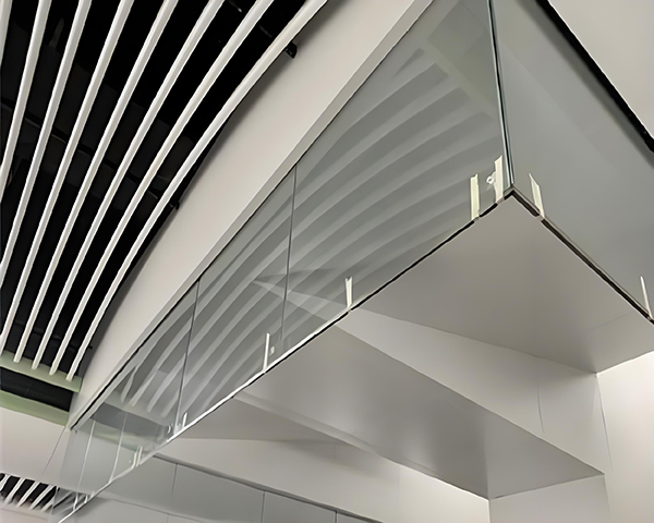 长安玻璃长安挡烟垂壁 长安玻璃长安挡烟垂壁