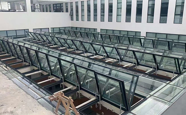 百安科技有限公司近期长安排烟窗项目案例分享