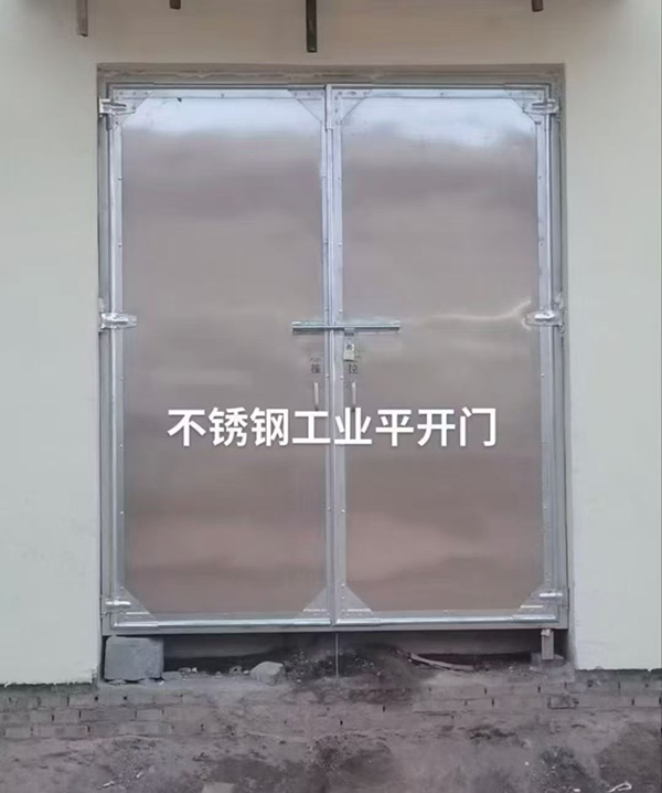 不锈钢长安工业平开门在现代工业场景中的应用实践